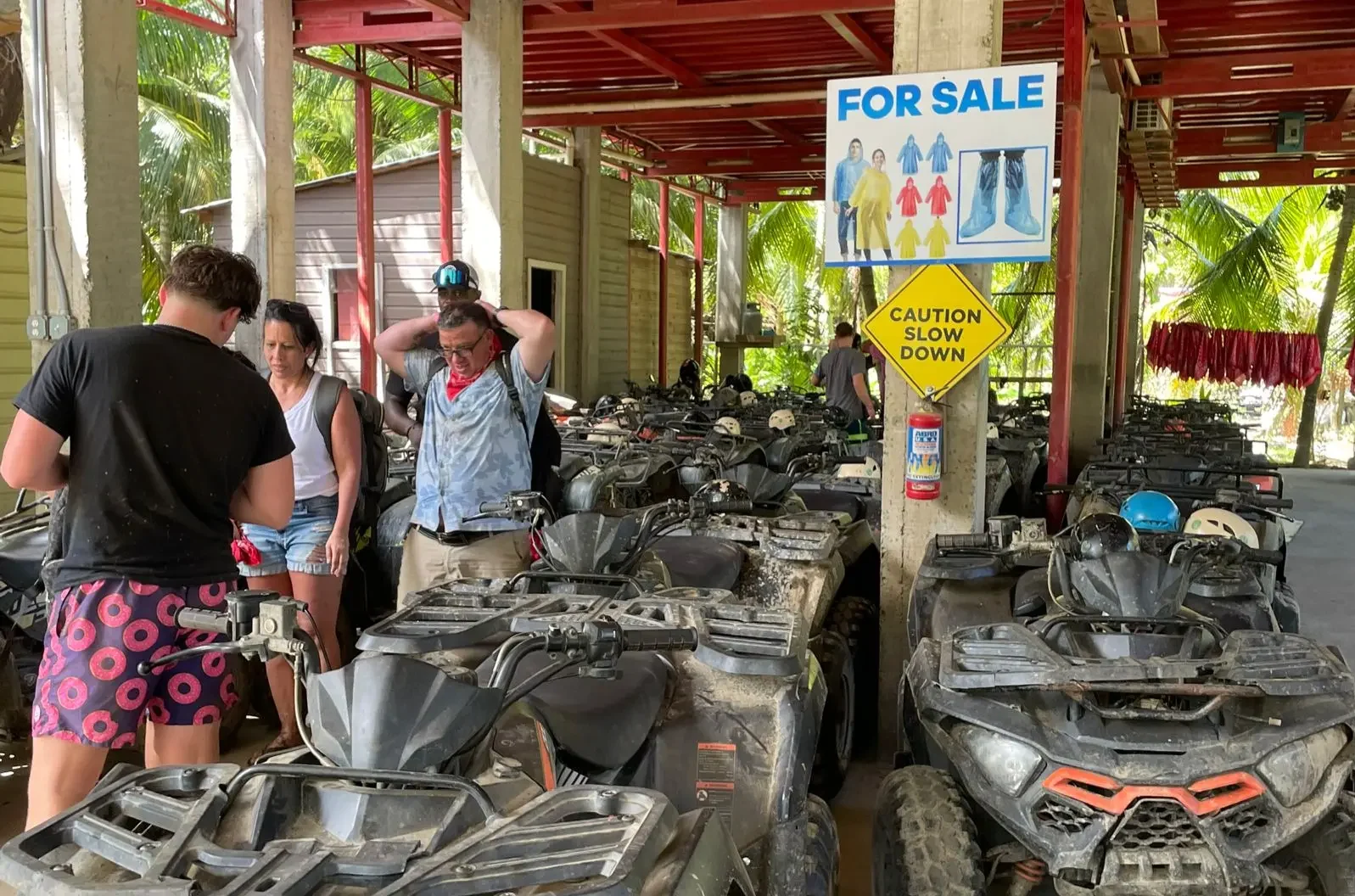 Roatan ATV Beach Tour – Off Road & Beach Experience - Image 3