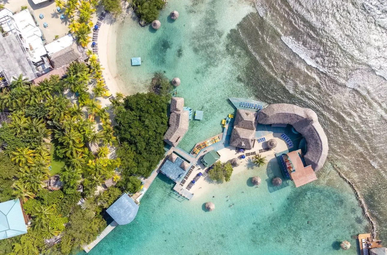 Roatan Little French Key Tour – Beach & Animal Experience - Image 3