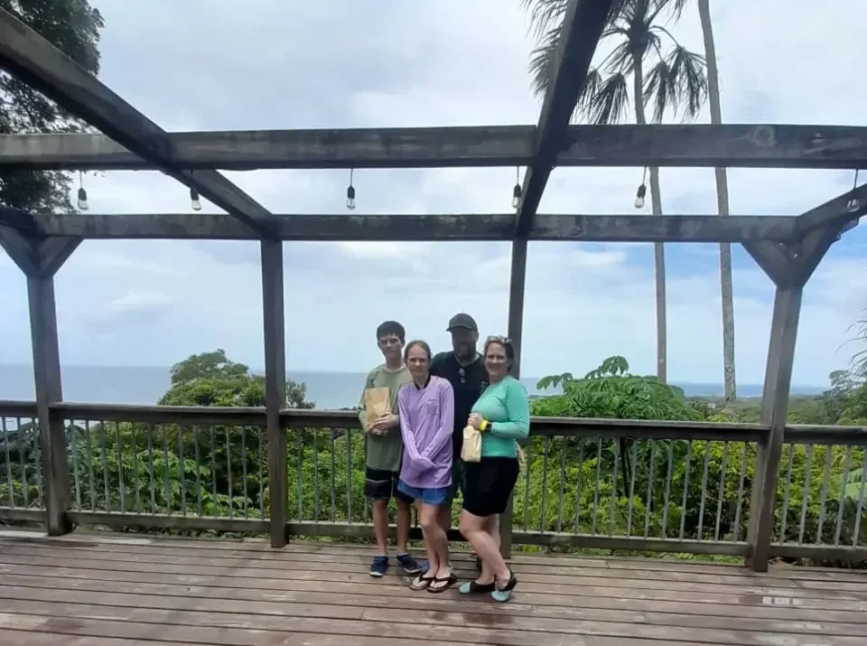 Roatan West Side Beach Tour – Island & Resort Experience - Image 9